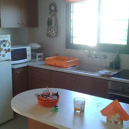 Διαμέρισμα Holiday *